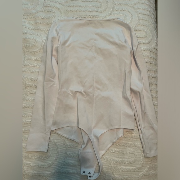 NWOT Abercrombie Bodysuit - Picture 2 of 2